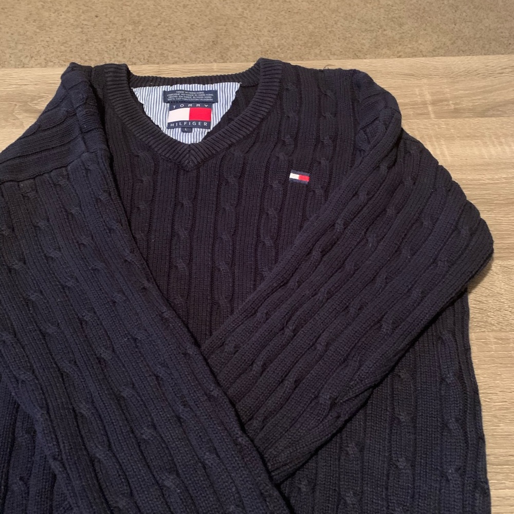 Women’s Hilfiger sweater